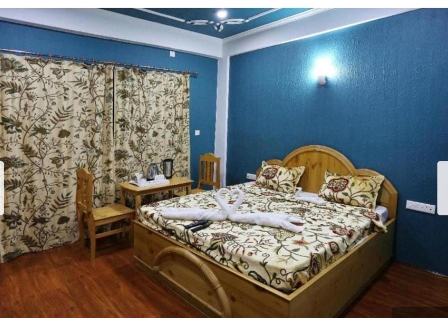 Hotel Shefaf Durgjan Exterior foto